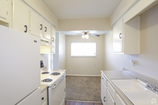 Interior Photo - The Oaks at Prairie View