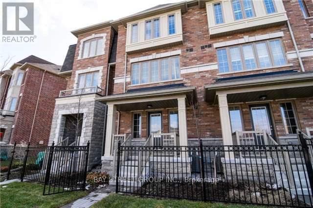 Building Photo - 13 Telegraph St