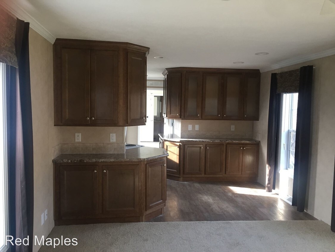 Foto principal - 7475 Hamilton Blvd