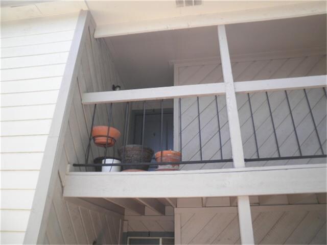 Foto del edificio - 17331 Red Oak Dr