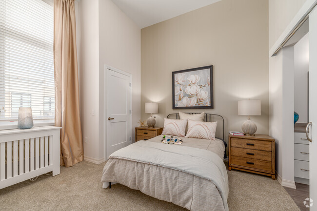 Modelo - 1HAB, 1BA - Dormitorio - 540SF - The Ashton at Mayfield Heights