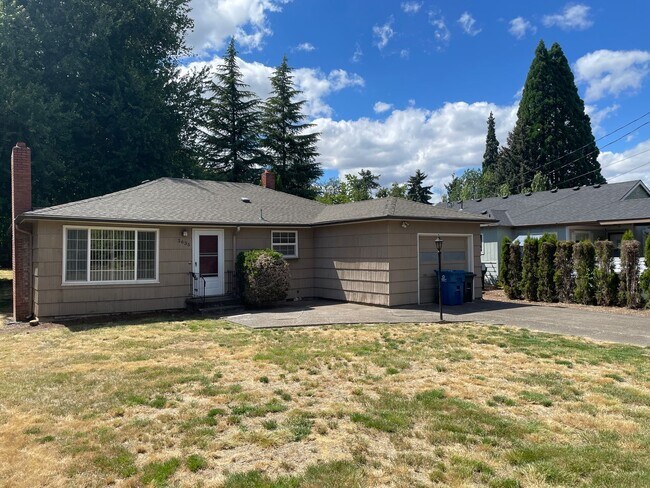 Building Photo - Fantastic SE Salem location!