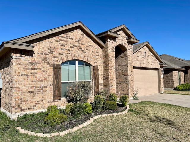 Building Photo - 2716 Samson Dr
