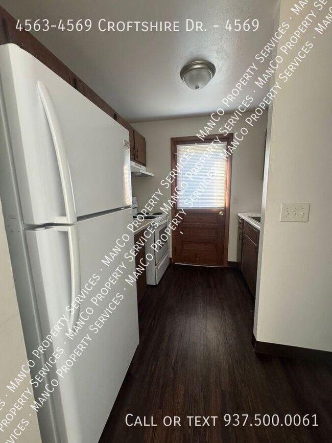 Foto del edificio - 4563-4569 Croftshire Dr.-4569