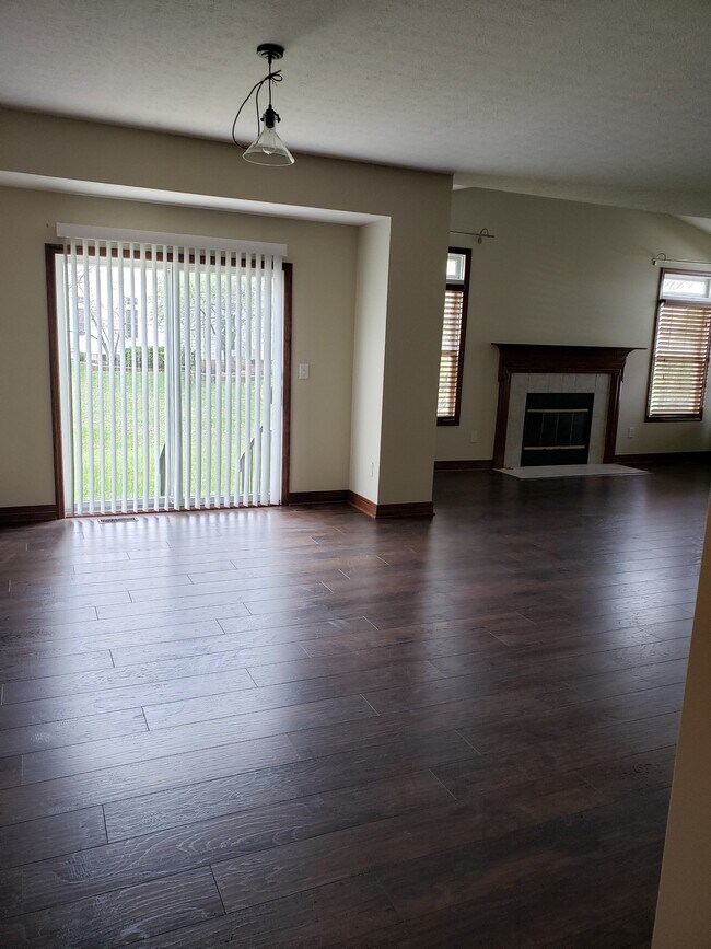 Building Photo - 7322 Lavender Ln