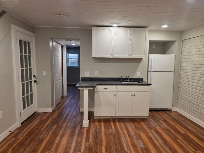 Foto del edificio - 2215 Reservoir St