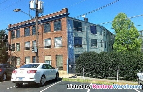 Primary Photo - 172 Haynes St SW