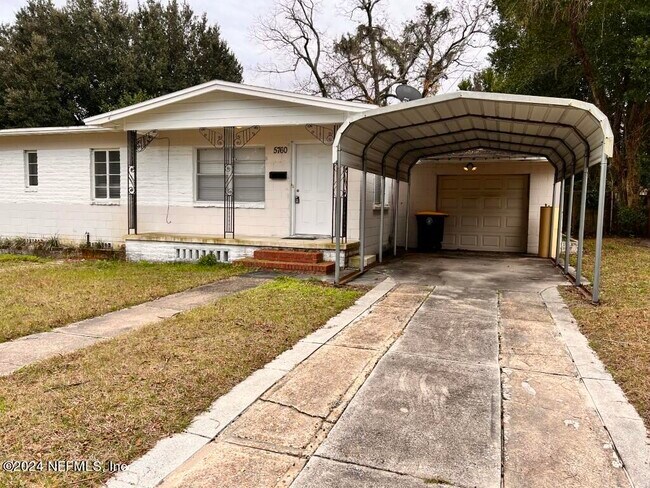 Building Photo - 5760 Cedar Park Ln