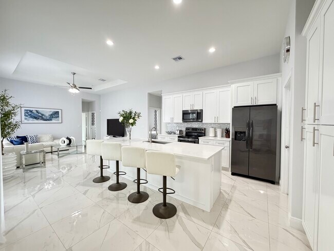 Foto del edificio - 363 SW Becker Rd