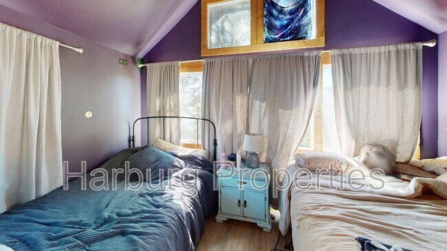 Foto del edificio - 3322 Ridge Rd