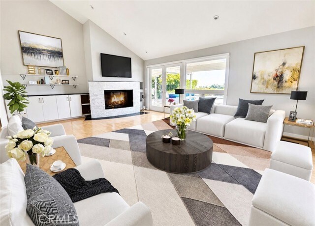 Foto del edificio - 16972 Oak View Dr