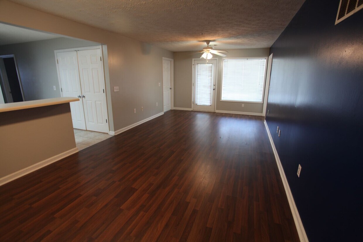 Foto principal - 4 Bedroom/ 4 Bathroom Condo