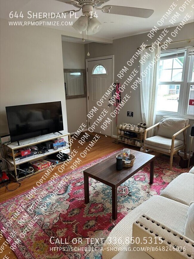 Foto del edificio - 644 Sheridan Pl