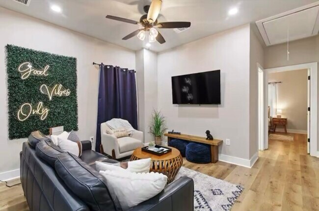 Foto del edificio - 2406 Truxillo St