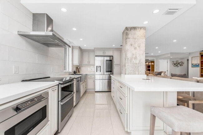 Foto del edificio - 5380 N Ocean Dr