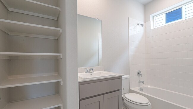 Foto del edificio - 9628 Brickridge Ln