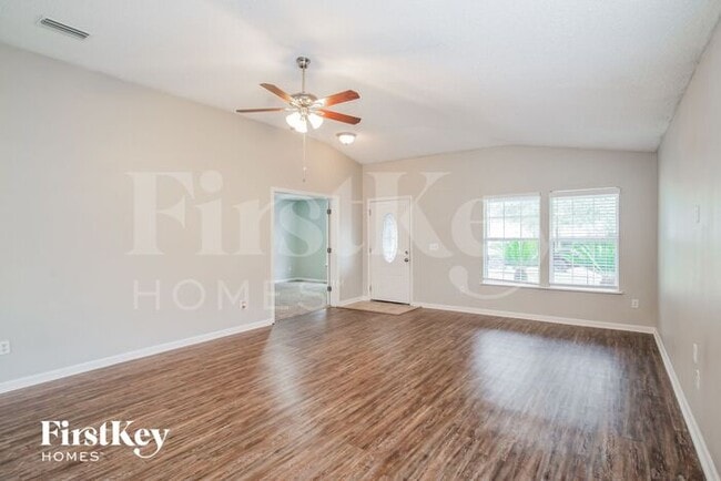 Building Photo - 12241 Pebble Point Dr W