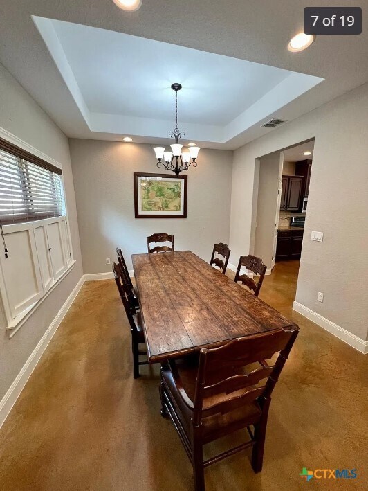 Foto del edificio - 3948 Summit Dr