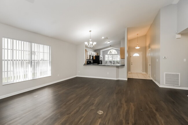 Foto del edificio - 1060 Covington St