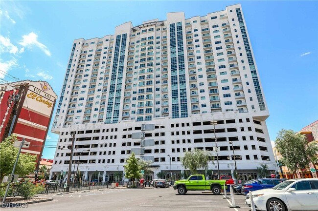 Building Photo - 150 S Las Vegas Blvd