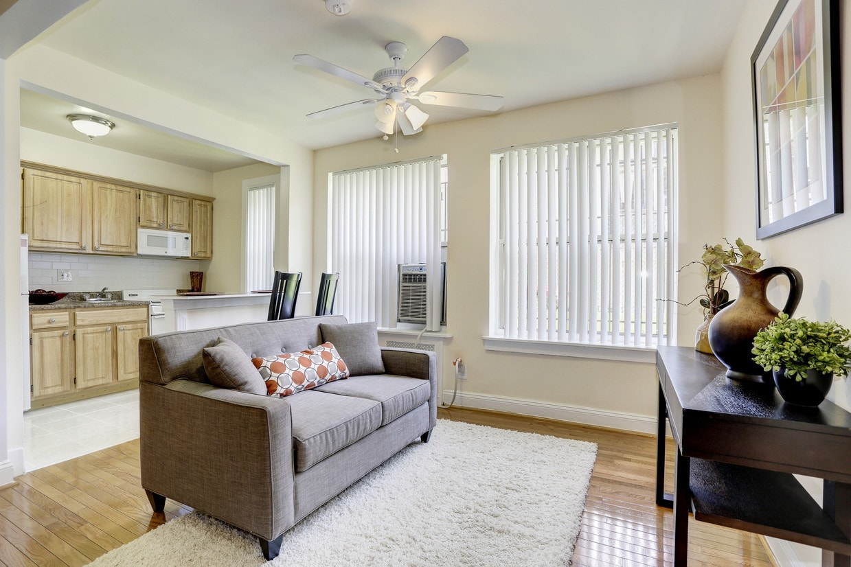 1445 Ogden St Nw