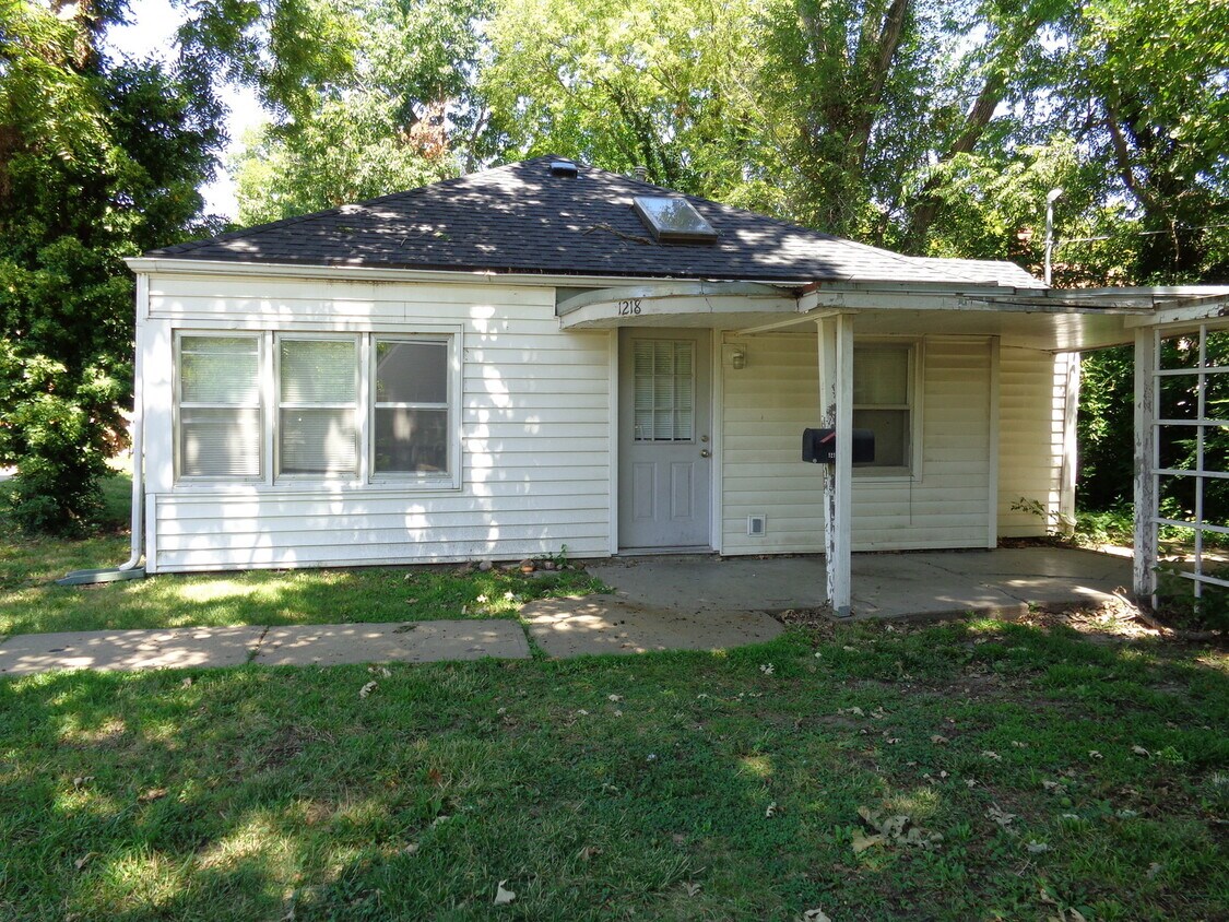 Primary Photo - 1218 N. 11th