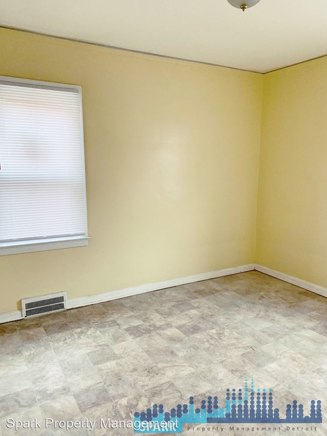 Foto del edificio - 2 br, 1 bath House - 16719 Biltmore