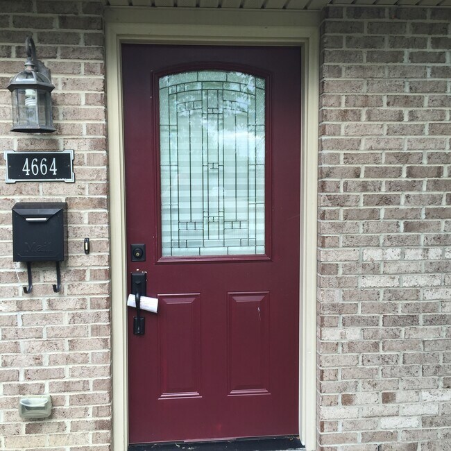 Building Photo - 4664 Croftshire Dr