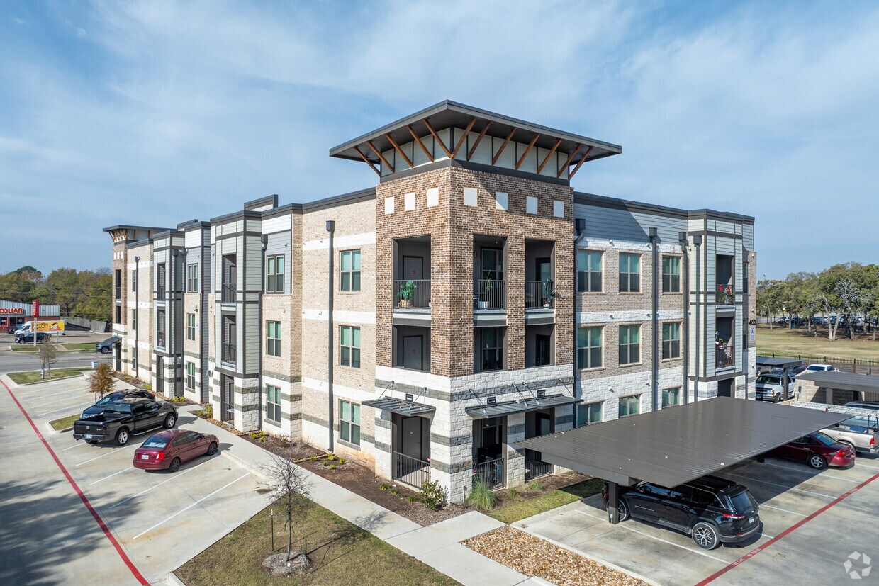 Alternate - Heights at Macarthur