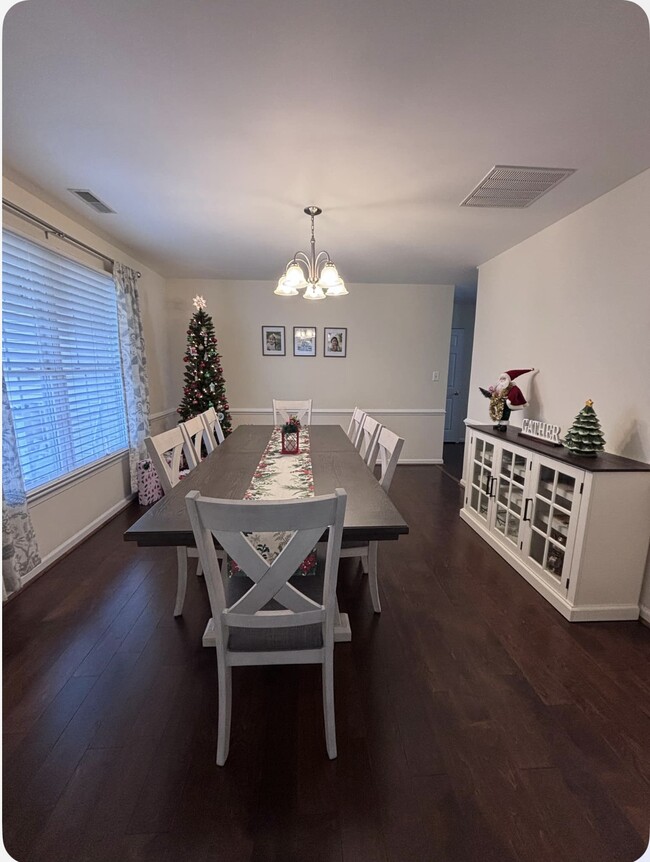 Dining room - 1599 Broad Crossing Rd