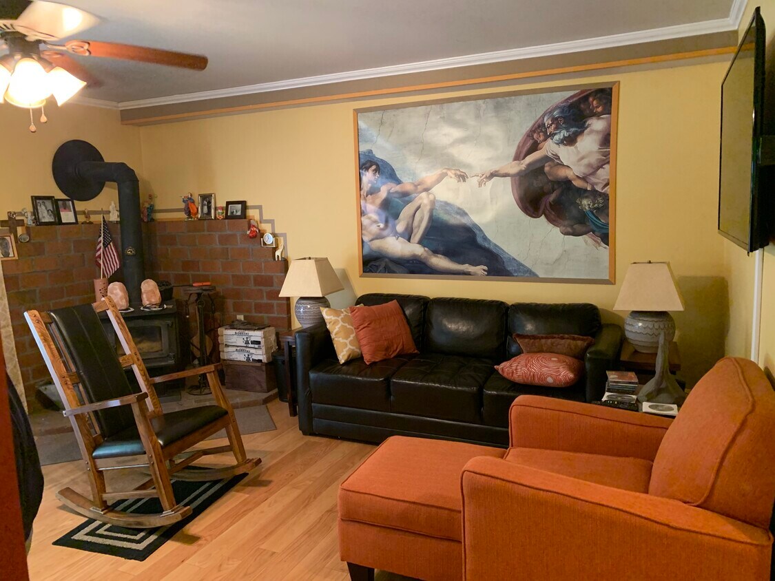 26 Queensway, Queensbury, NY 12804 Townhome Rentals in Queensbury NY