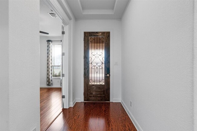 Foto del edificio - 2328 Lucky Ln