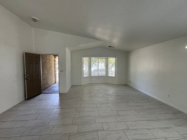 Photo - 4 bed 2 bath home in Merced
