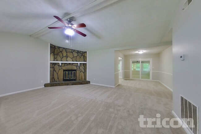 Foto del edificio - 1731 Hidden Acres Dr SW