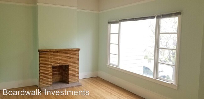 Foto del edificio - 3 br, 2 bath House - 1721 NEWCOMB AVE.