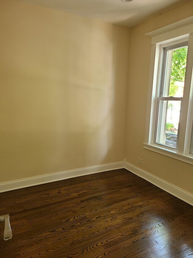 Foto del edificio - 4024 N Ashland Ave
