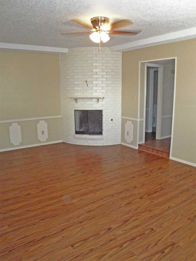 Foto del edificio - 4909 5th St