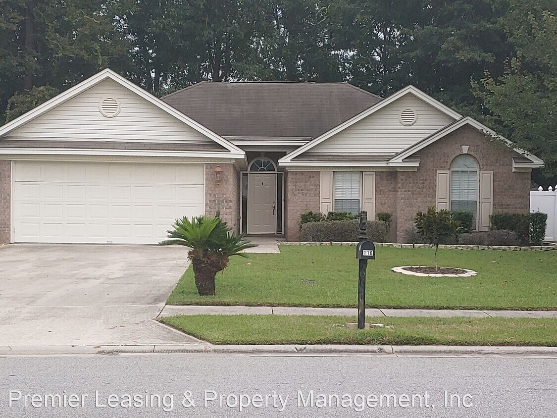 Primary Photo - 3 br, 2 bath House - 116 Parkview Rd