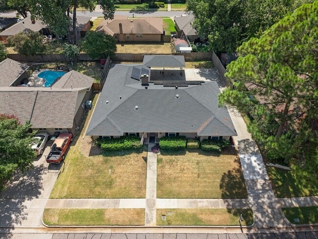 Photo - 1807 Holm Oak Street Unit House