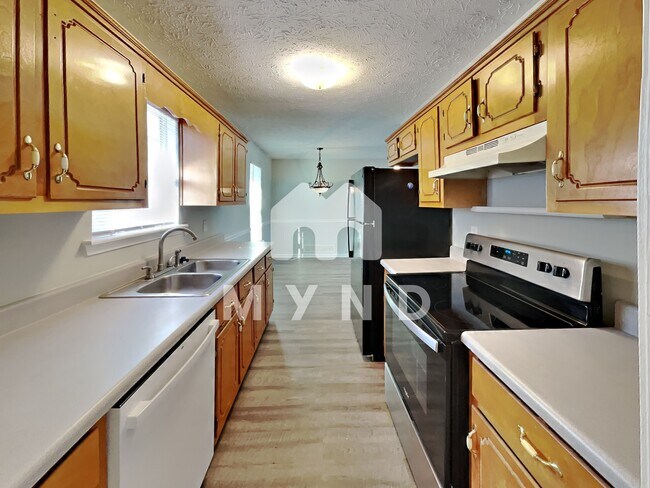 Building Photo - 48 Colby Ct