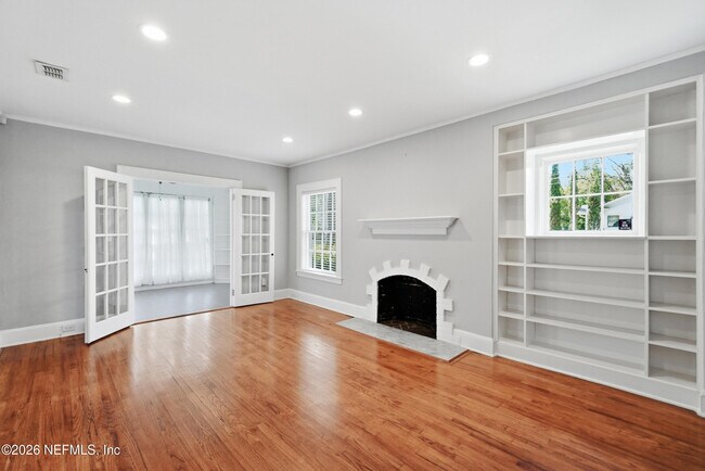 Building Photo - 3957 Boone Park Ave