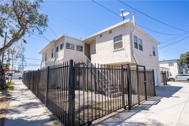 Foto del edificio - 1500 Magnolia Ave