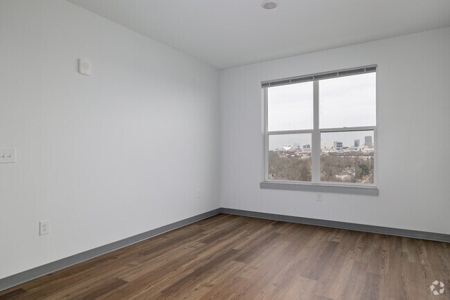 2 habitaciones, 2 baños - 850 pies cuadrados - Dormitorio - Skyline Apartments