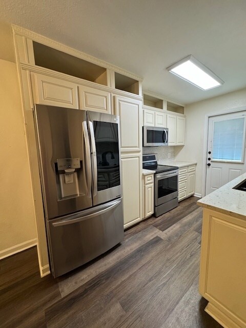 Foto del edificio - 2103 Eastwind St