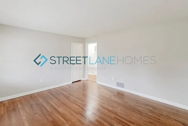 Foto del edificio - 718 Park Rd