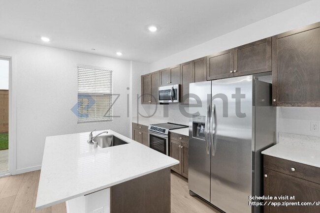 Building Photo - 8492 Anker Wy