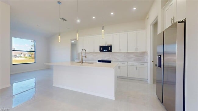 Foto del edificio - 2421 NW 24th St