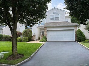 Building Photo - 76 Hamlet Dr