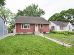 Primary Photo - Charming 3-Bedroom 1-Bath Home Available F...