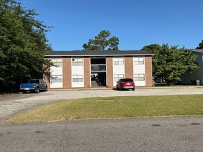 Building Photo - 5901 Labonte Dr